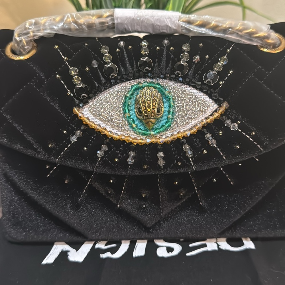 - Kurt Geiger London Mini Kensington Eye Quilted Velvet Crossbody Bag - Picture 7 of 13